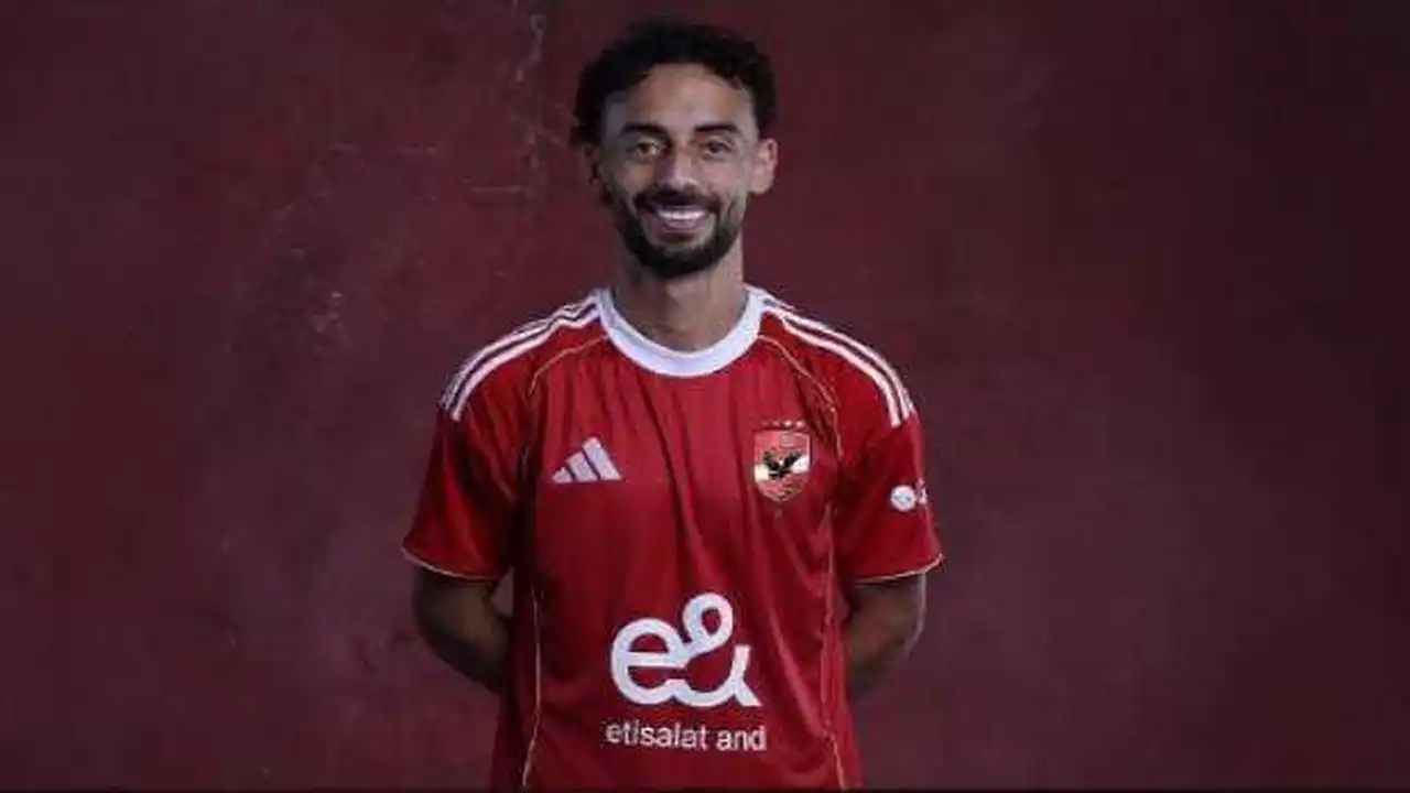 صفقة قطرية.. الأهلي يعلن وجهة أحمد عبد القادر الجديدة بعد حسم رحيله